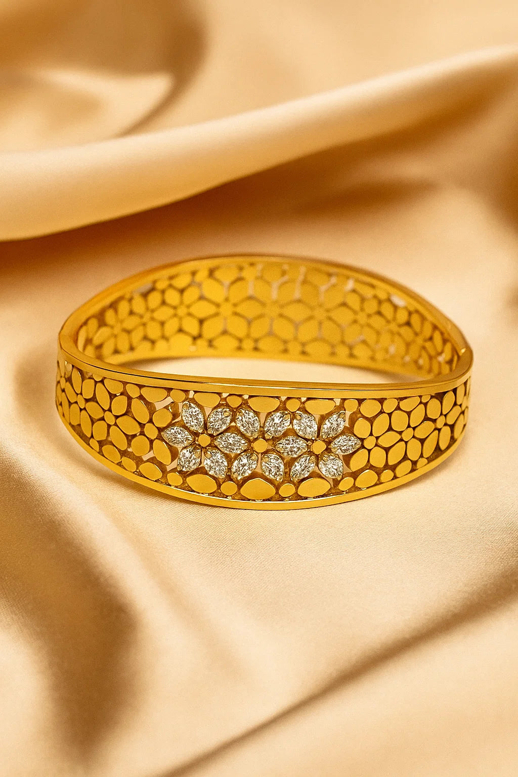 Floral Diamond-Studded Openable Gold Bangle